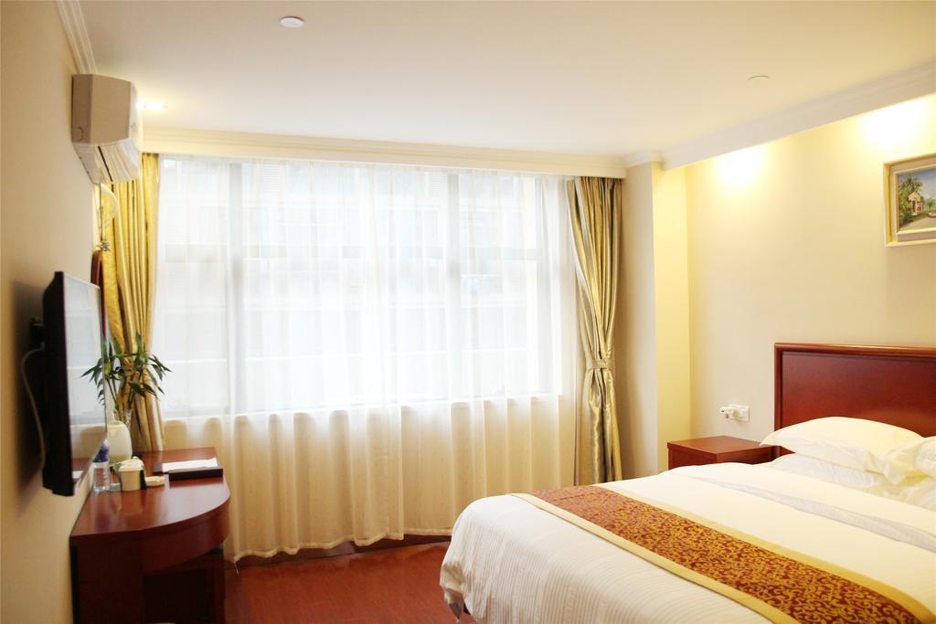 Greentree Inn Chongqing Yuzhou Road Hotel Exterior foto